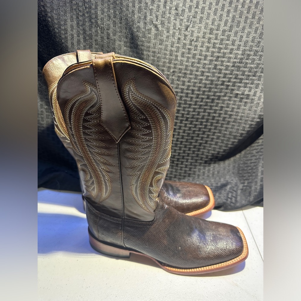 Ferrini men’s Boots size 9 1/2 D Code 1369309